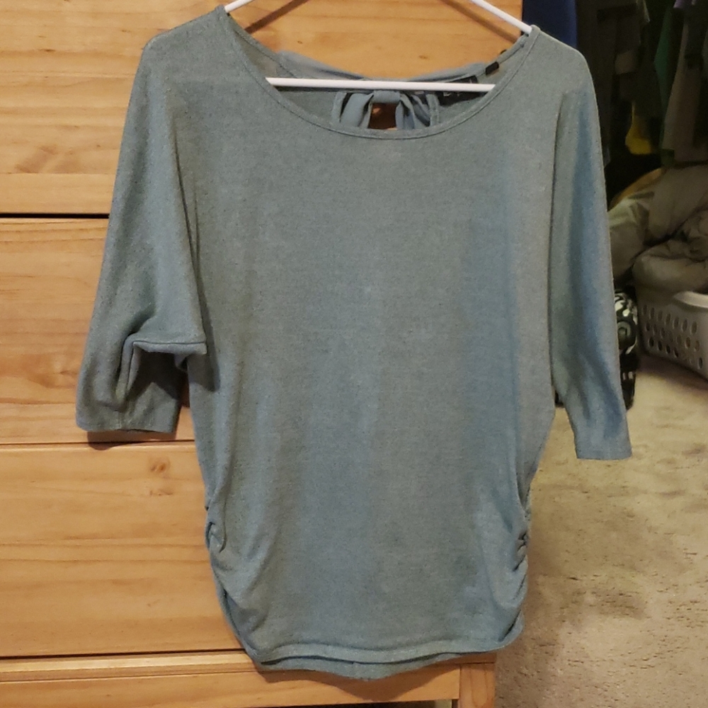 Short sleeve sweater